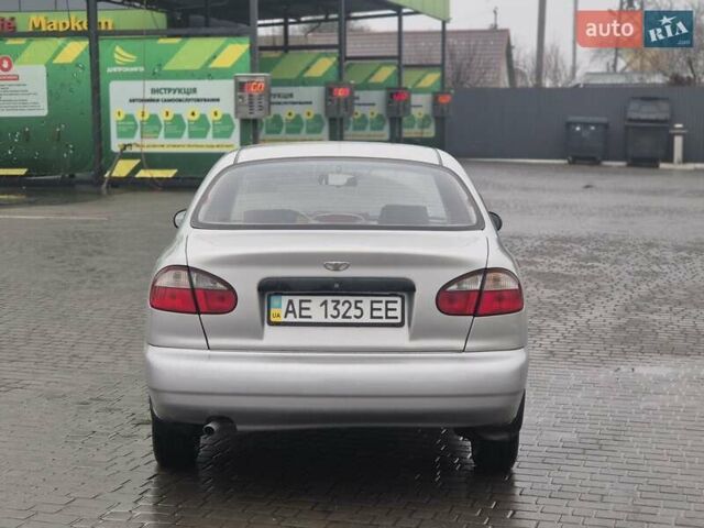 Сірий Деу Сенс, об'ємом двигуна 1.3 л та пробігом 300 тис. км за 1999 $, фото 2 на Automoto.ua