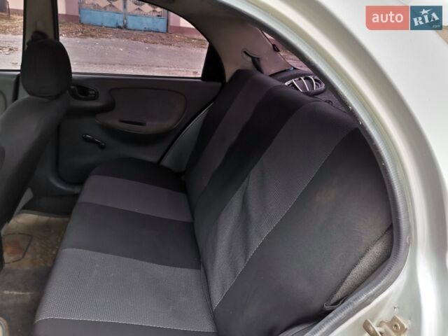Сірий Деу Сенс, об'ємом двигуна 1.3 л та пробігом 211 тис. км за 2450 $, фото 4 на Automoto.ua