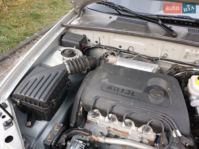 Серый Дэу Сенс, объемом двигателя 1.3 л и пробегом 39 тыс. км за 3000 $, фото 22 на Automoto.ua