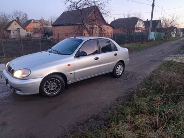 Серый Дэу Сенс, объемом двигателя 1.3 л и пробегом 100 тыс. км за 1500 $, фото 1 на Automoto.ua