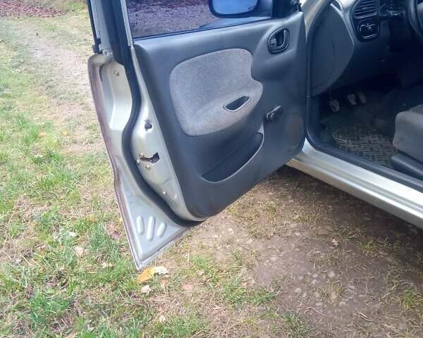 Сірий Деу Сенс, об'ємом двигуна 1.3 л та пробігом 81 тис. км за 2600 $, фото 10 на Automoto.ua