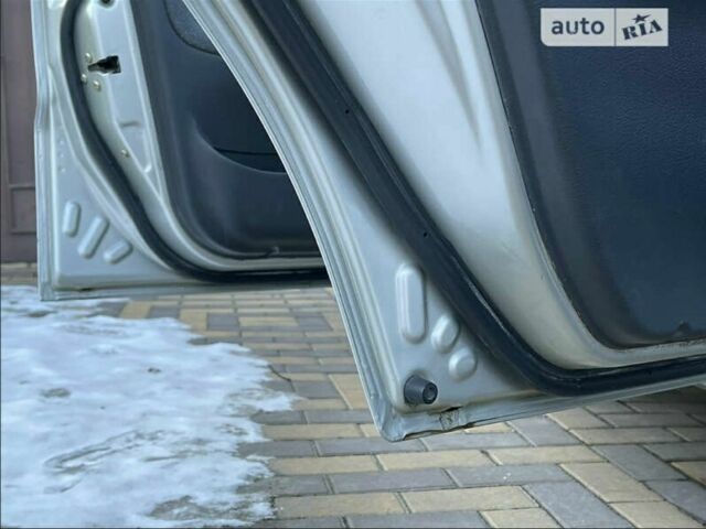 Сірий Деу Сенс, об'ємом двигуна 1.3 л та пробігом 151 тис. км за 2650 $, фото 4 на Automoto.ua