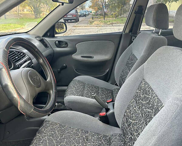 Серый Дэу Сенс, объемом двигателя 1.3 л и пробегом 139 тыс. км за 2700 $, фото 11 на Automoto.ua