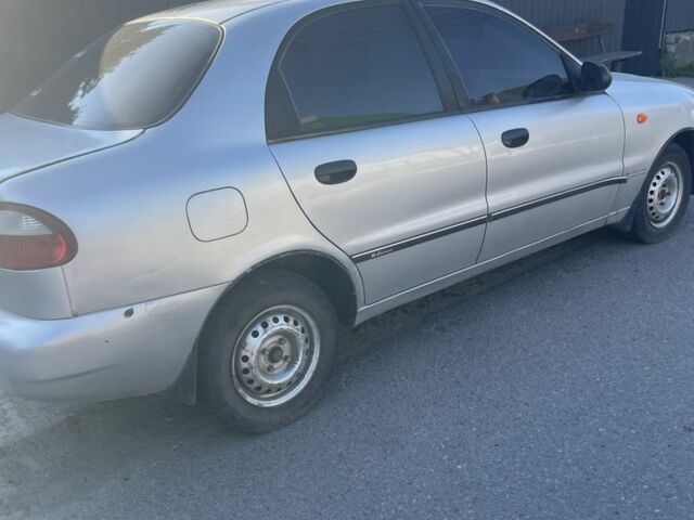 Серый Дэу Сенс, объемом двигателя 1.5 л и пробегом 161 тыс. км за 1500 $, фото 2 на Automoto.ua