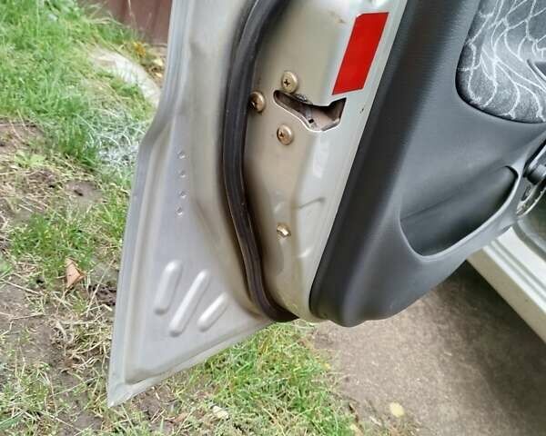 Серый Дэу Сенс, объемом двигателя 1.3 л и пробегом 70 тыс. км за 2200 $, фото 6 на Automoto.ua