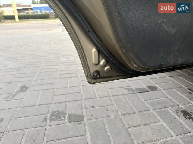 Сірий Деу Сенс, об'ємом двигуна 1.3 л та пробігом 267 тис. км за 2100 $, фото 16 на Automoto.ua