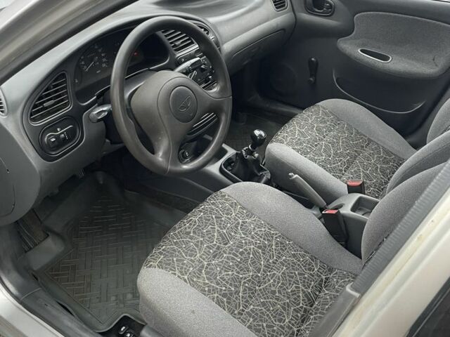 Серый Дэу Сенс, объемом двигателя 1.5 л и пробегом 250 тыс. км за 2500 $, фото 4 на Automoto.ua