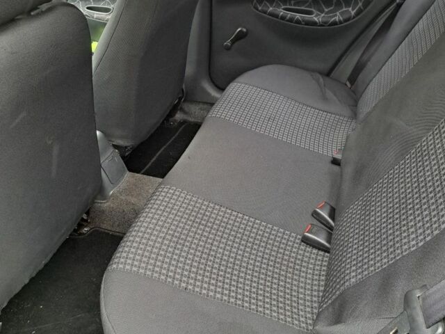 Серый Дэу Сенс, объемом двигателя 1.3 л и пробегом 170 тыс. км за 2000 $, фото 4 на Automoto.ua