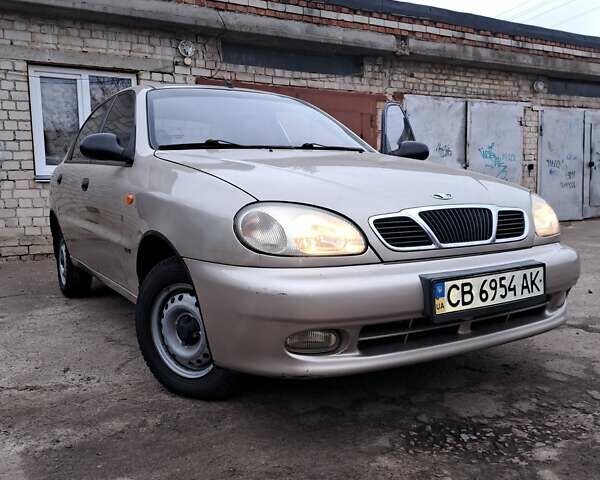 Сірий Деу Сенс, об'ємом двигуна 1.3 л та пробігом 175 тис. км за 2000 $, фото 4 на Automoto.ua