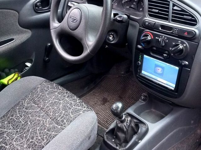 Сірий Деу Сенс, об'ємом двигуна 1.3 л та пробігом 216 тис. км за 2250 $, фото 2 на Automoto.ua