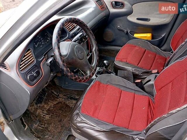 Серый Дэу Сенс, объемом двигателя 1.3 л и пробегом 200 тыс. км за 1100 $, фото 2 на Automoto.ua