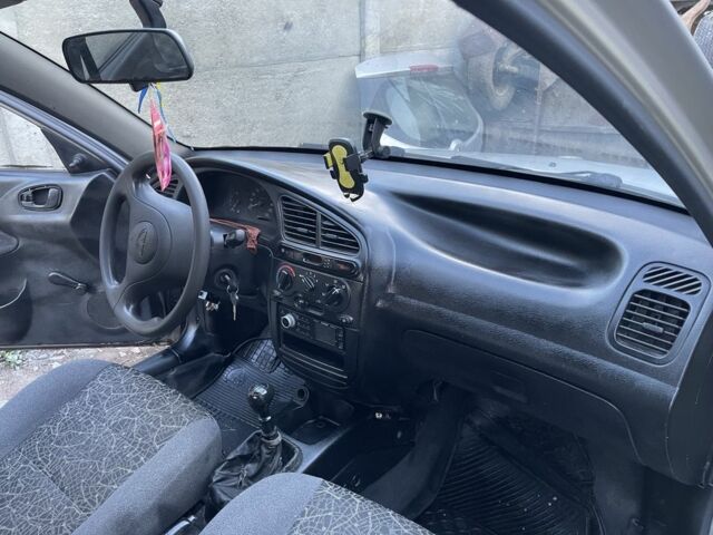 Серый Дэу Сенс, объемом двигателя 1.5 л и пробегом 200 тыс. км за 1300 $, фото 10 на Automoto.ua