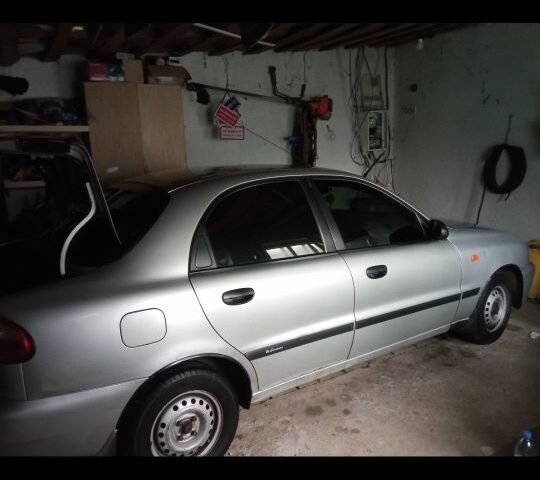 Сірий Деу Сенс, об'ємом двигуна 1.3 л та пробігом 300 тис. км за 1079 $, фото 4 на Automoto.ua