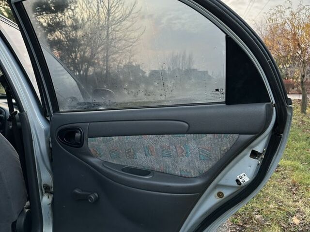 Сірий Деу Сенс, об'ємом двигуна 1.5 л та пробігом 265 тис. км за 1900 $, фото 12 на Automoto.ua