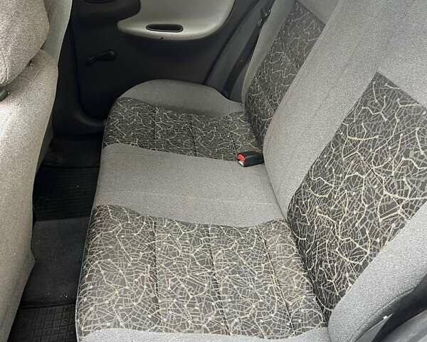 Серый Дэу Сенс, объемом двигателя 1.5 л и пробегом 226 тыс. км за 1500 $, фото 4 на Automoto.ua