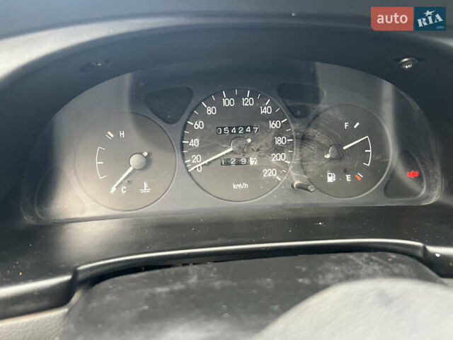 Сірий Деу Сенс, об'ємом двигуна 1.3 л та пробігом 129 тис. км за 2000 $, фото 4 на Automoto.ua