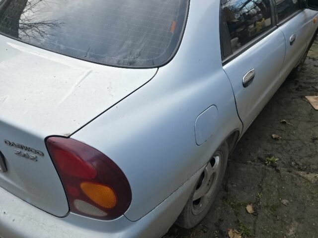 Серый Дэу Сенс, объемом двигателя 1.6 л и пробегом 268 тыс. км за 2000 $, фото 2 на Automoto.ua