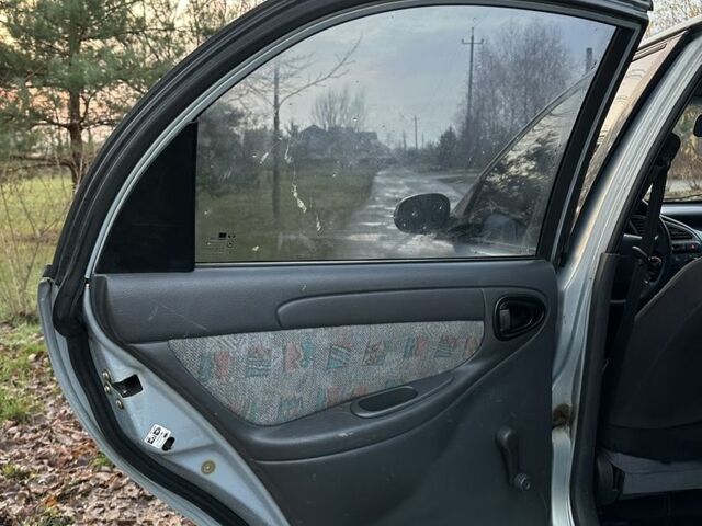 Сірий Деу Сенс, об'ємом двигуна 1.5 л та пробігом 265 тис. км за 1900 $, фото 14 на Automoto.ua