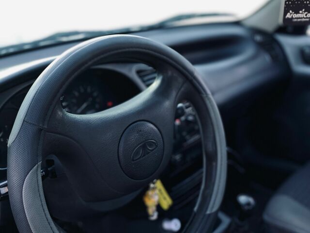 Серый Дэу Сенс, объемом двигателя 1.6 л и пробегом 280 тыс. км за 2800 $, фото 5 на Automoto.ua