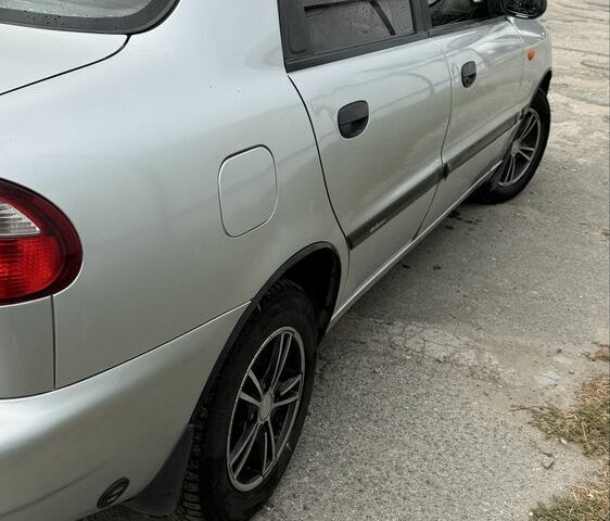 Сірий Деу Сенс, об'ємом двигуна 1.5 л та пробігом 243 тис. км за 2500 $, фото 3 на Automoto.ua