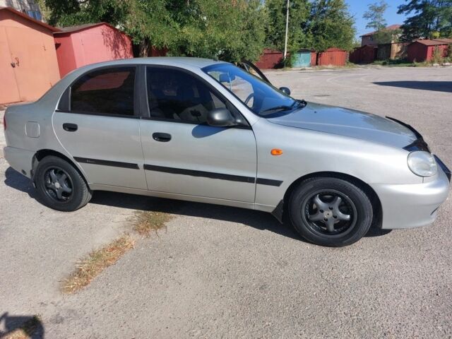 Серый Дэу Сенс, объемом двигателя 1.5 л и пробегом 218 тыс. км за 2550 $, фото 1 на Automoto.ua