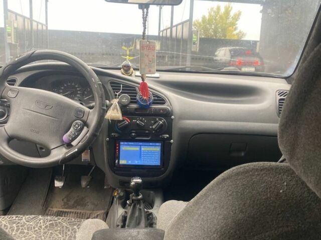 Сірий Деу Сенс, об'ємом двигуна 1.6 л та пробігом 370 тис. км за 1700 $, фото 4 на Automoto.ua