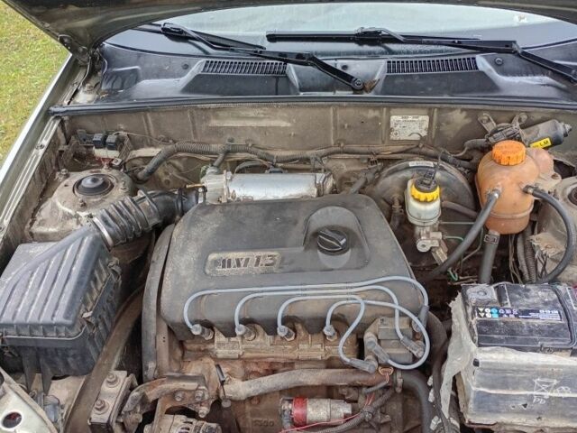 Серый Дэу Сенс, объемом двигателя 1.3 л и пробегом 226 тыс. км за 900 $, фото 8 на Automoto.ua