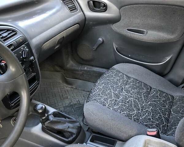 Сірий Деу Сенс, об'ємом двигуна 1.3 л та пробігом 202 тис. км за 1300 $, фото 6 на Automoto.ua