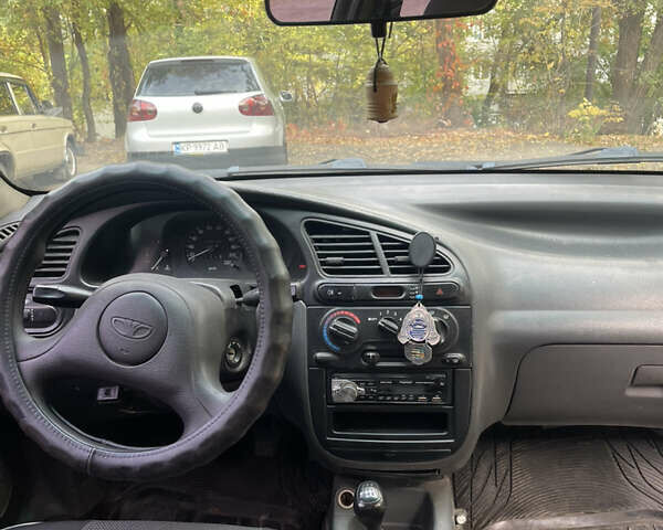Сірий Деу Сенс, об'ємом двигуна 1.3 л та пробігом 205 тис. км за 2000 $, фото 4 на Automoto.ua