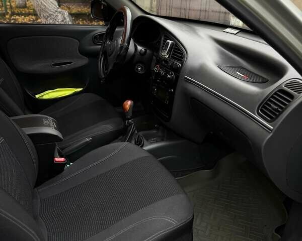 Серый Дэу Сенс, объемом двигателя 1.3 л и пробегом 130 тыс. км за 2700 $, фото 3 на Automoto.ua