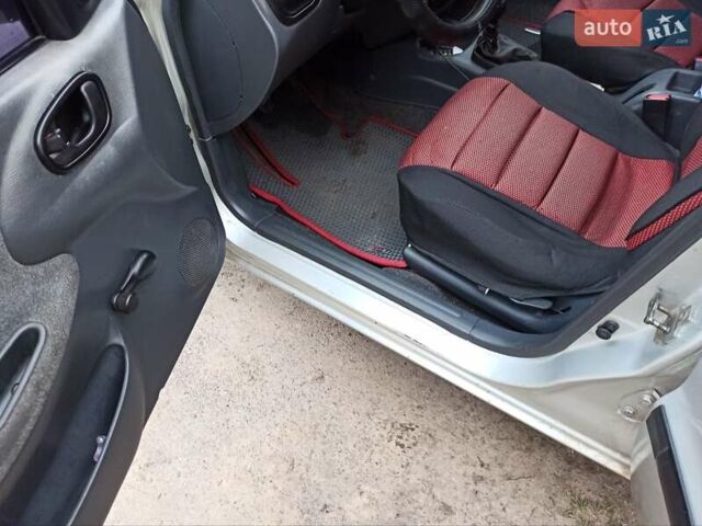 Серый Дэу Сенс, объемом двигателя 1.3 л и пробегом 219 тыс. км за 1650 $, фото 13 на Automoto.ua