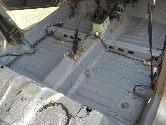 Серый Дэу Сенс, объемом двигателя 1.5 л и пробегом 380 тыс. км за 1200 $, фото 7 на Automoto.ua