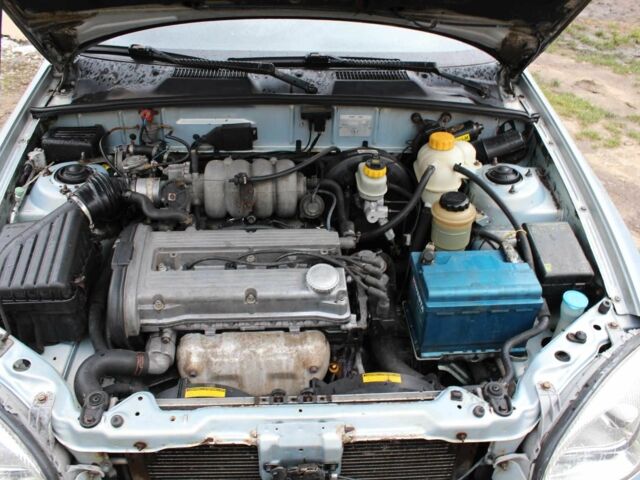 Деу Сенс 2005 у Житомирі на Automoto.ua Сірий Деу Сенс, об'ємом двигуна 1.6 л та пробігом 215 тис. км за 1750 $, фото 11 на Automoto.ua