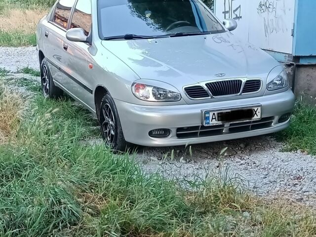 Серый Дэу Сенс, объемом двигателя 1.5 л и пробегом 200 тыс. км за 3000 $, фото 1 на Automoto.ua