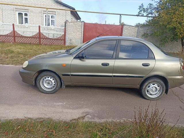 Деу Сенс 2005 у Шостке на Automoto.ua Сірий Деу Сенс, об'ємом двигуна 1.3 л та пробігом 210 тис. км за 1550 $, фото 3 на Automoto.ua