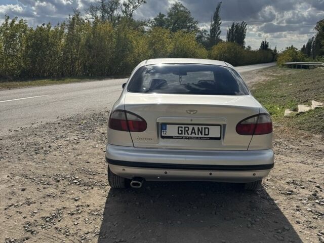 Сірий Деу Сенс, об'ємом двигуна 1.5 л та пробігом 200 тис. км за 3200 $, фото 2 на Automoto.ua