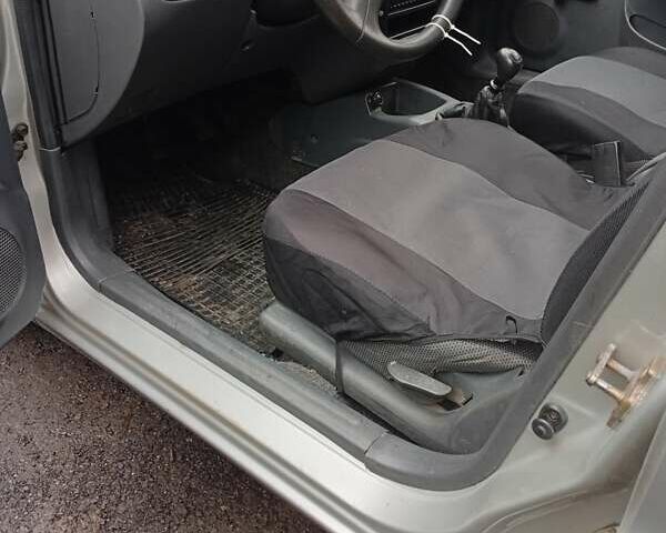 Сірий Деу Сенс, об'ємом двигуна 1.3 л та пробігом 158 тис. км за 1950 $, фото 7 на Automoto.ua