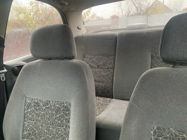 Серый Дэу Сенс, объемом двигателя 1.3 л и пробегом 289 тыс. км за 850 $, фото 2 на Automoto.ua