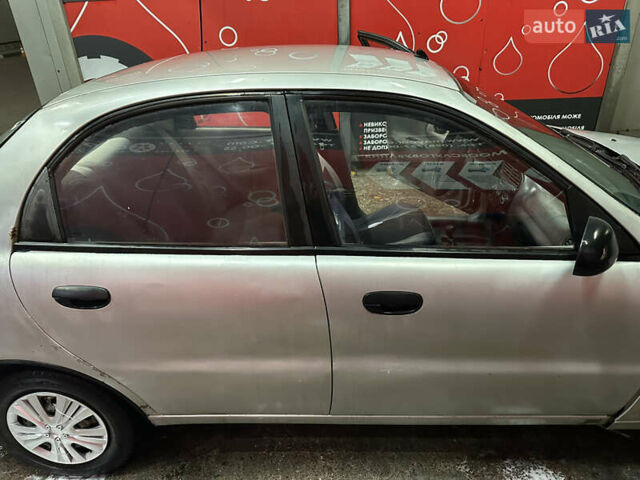 Сірий Деу Сенс, об'ємом двигуна 1.3 л та пробігом 200 тис. км за 1500 $, фото 5 на Automoto.ua