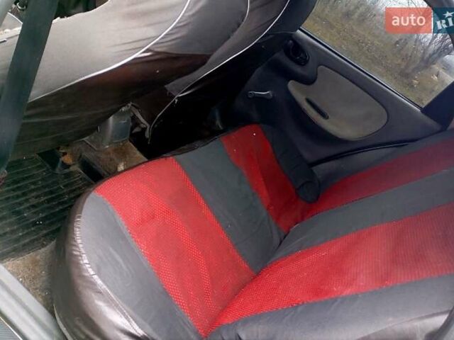 Серый Дэу Сенс, объемом двигателя 1.3 л и пробегом 200 тыс. км за 1100 $, фото 3 на Automoto.ua