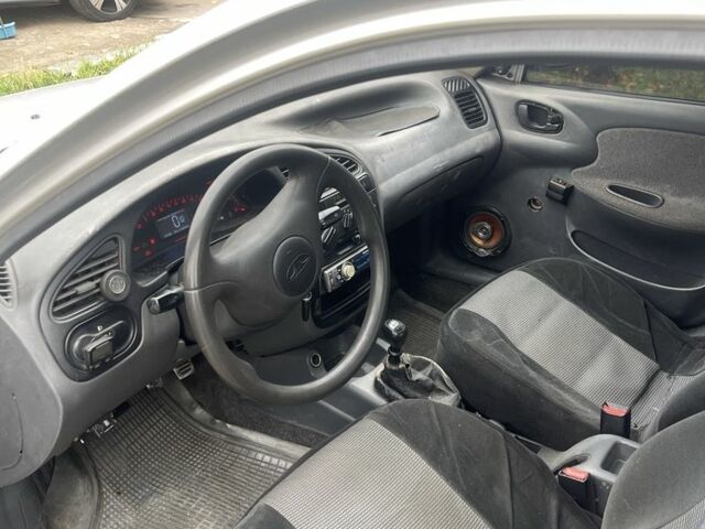 Серый Дэу Сенс, объемом двигателя 1.3 л и пробегом 250 тыс. км за 1300 $, фото 5 на Automoto.ua