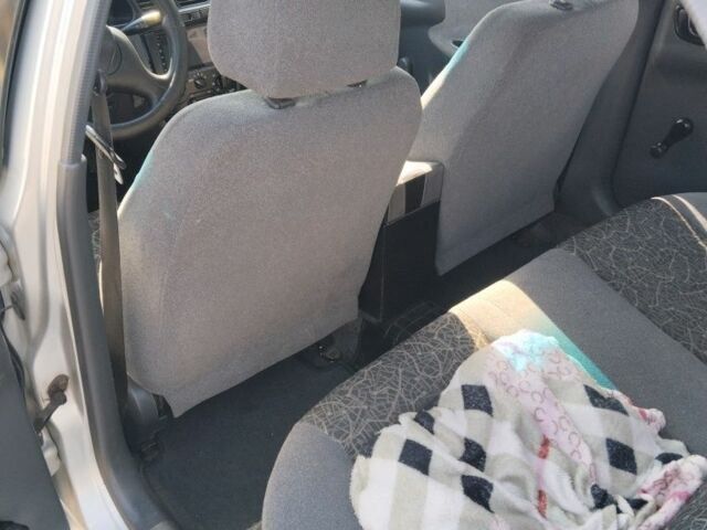 Серый Дэу Сенс, объемом двигателя 1.3 л и пробегом 250 тыс. км за 2000 $, фото 4 на Automoto.ua