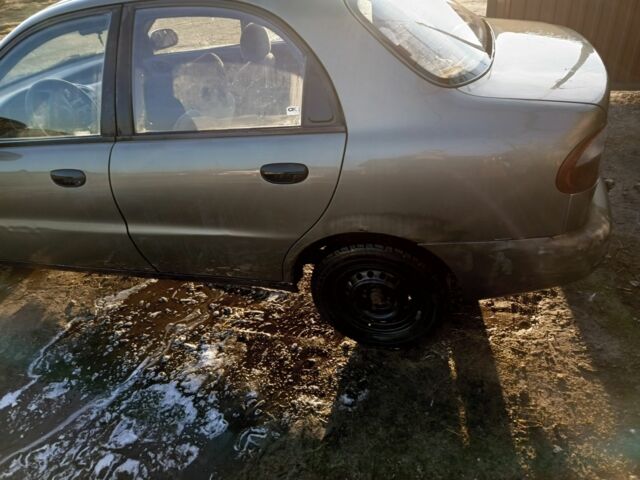 Серый Дэу Сенс, объемом двигателя 0 л и пробегом 500 тыс. км за 1165 $, фото 6 на Automoto.ua