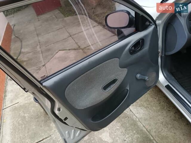 Сірий Деу Сенс, об'ємом двигуна 1.3 л та пробігом 140 тис. км за 2100 $, фото 8 на Automoto.ua