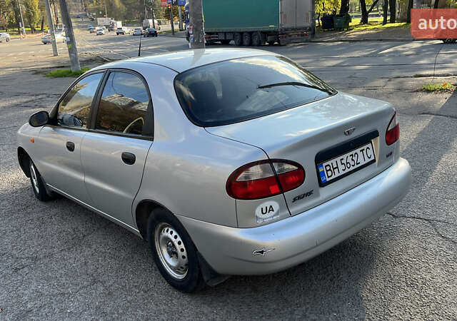 Сірий Деу Сенс, об'ємом двигуна 1.3 л та пробігом 162 тис. км за 2000 $, фото 2 на Automoto.ua