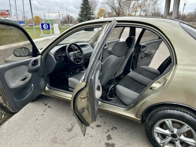 Сірий Деу Сенс, об'ємом двигуна 1.5 л та пробігом 200 тис. км за 2550 $, фото 18 на Automoto.ua