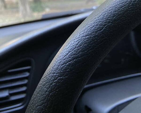 Деу Сенс 2005 у Кривому Розі на Automoto.ua Сірий Деу Сенс, об'ємом двигуна 1.3 л та пробігом 265 тис. км за 2400 $, фото 12 на Automoto.ua