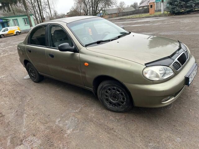 Серый Дэу Сенс, объемом двигателя 0 л и пробегом 1000 тыс. км за 2150 $, фото 2 на Automoto.ua