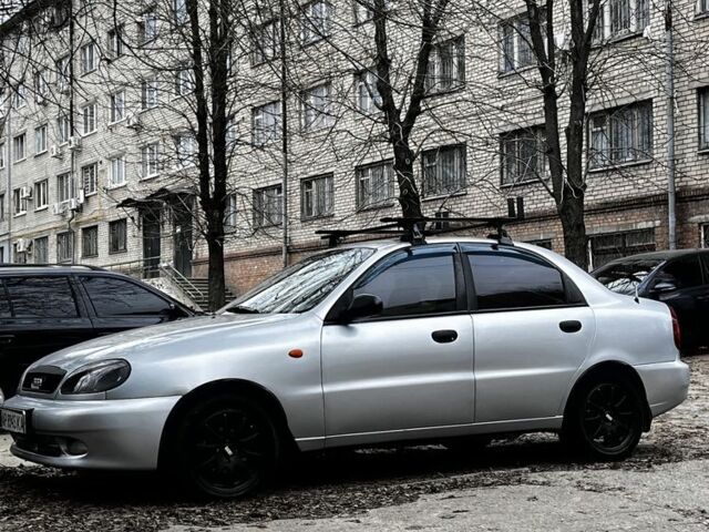 Серый Дэу Сенс, объемом двигателя 1.5 л и пробегом 269 тыс. км за 2800 $, фото 1 на Automoto.ua