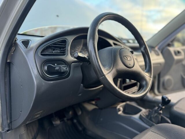 Серый Дэу Сенс, объемом двигателя 1.5 л и пробегом 176 тыс. км за 2400 $, фото 13 на Automoto.ua